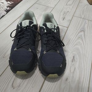 On Cloud Cloudflyer 4 Womens Sz 10 Black White Mint Athletic Running Shoes